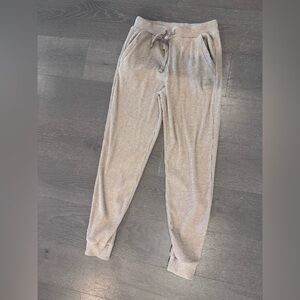 ALO Yoga Muse Sweatpants Gravel Heather